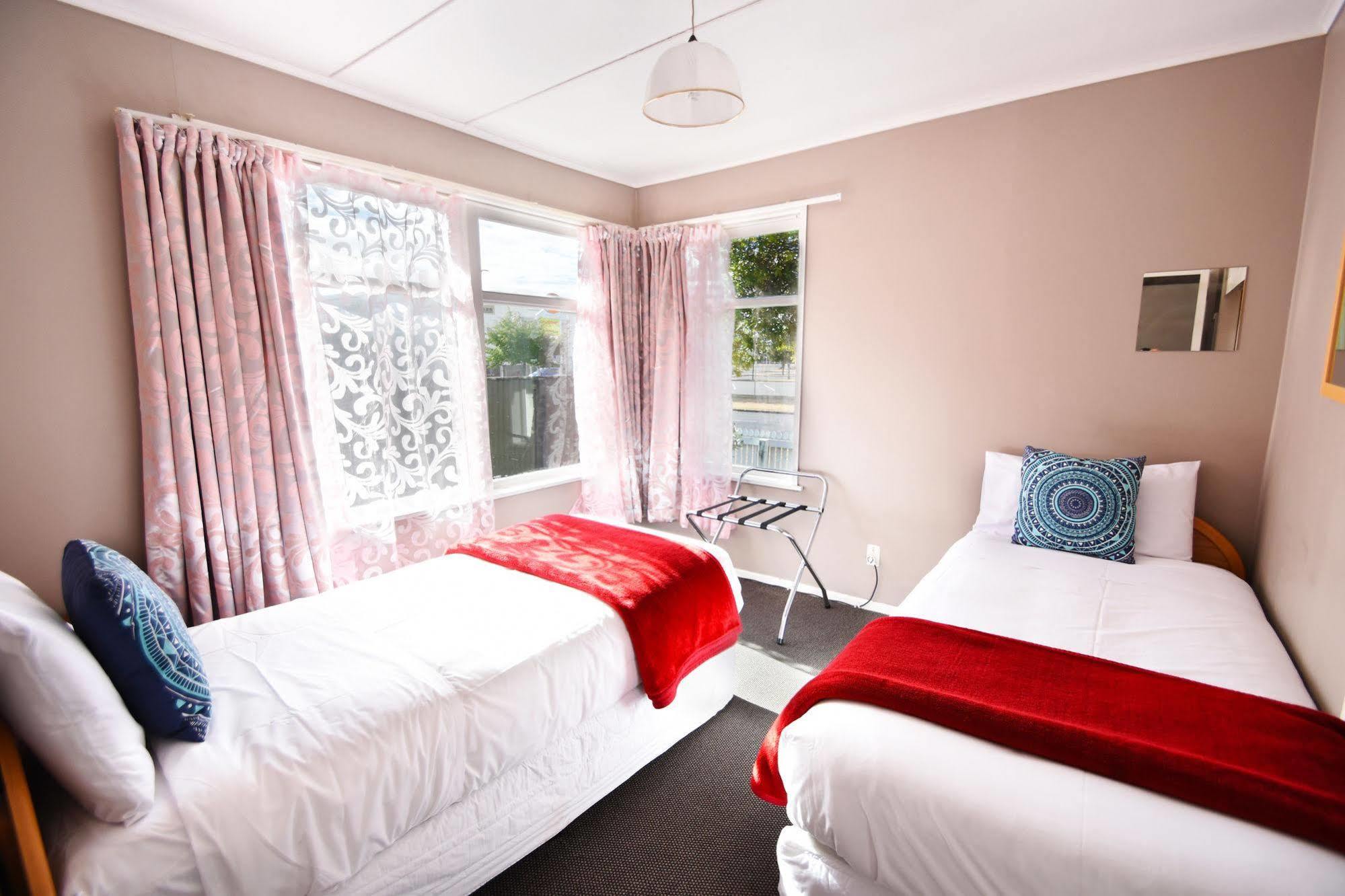 Union Victoria Motel Rotorua Bagian luar foto