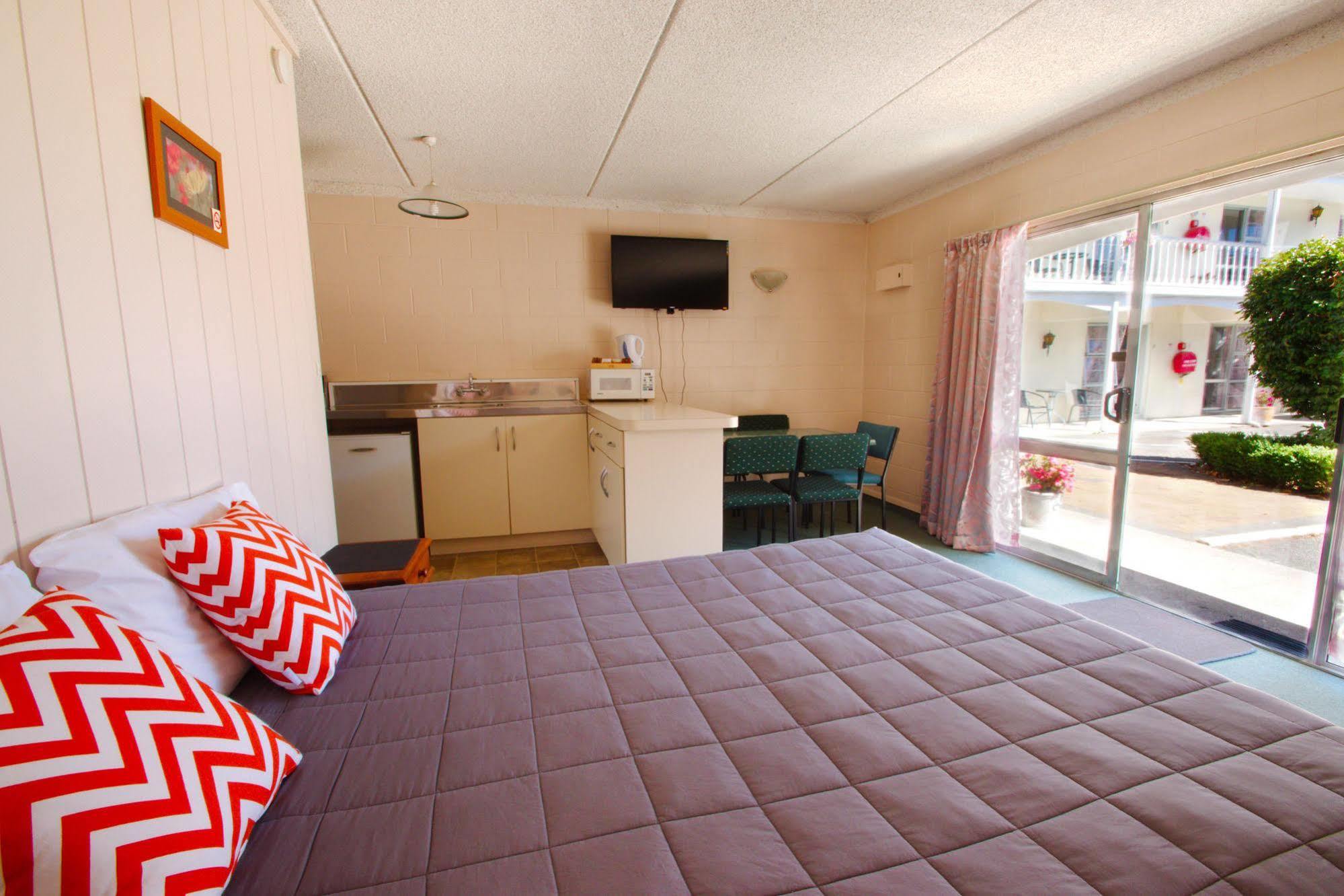 Union Victoria Motel Rotorua Bagian luar foto